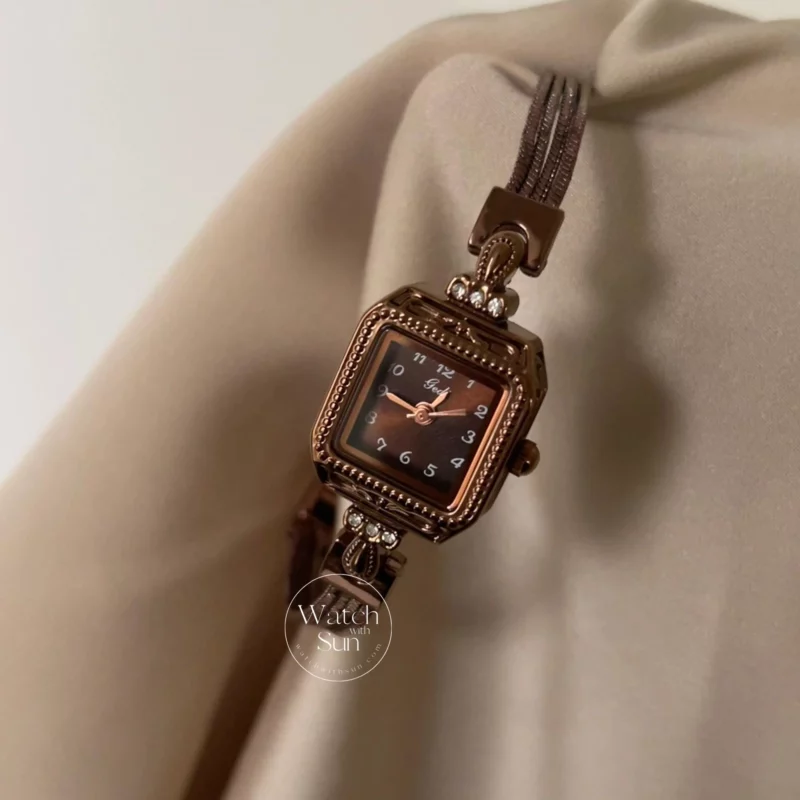 Vintage Gold Small Square Chain Watch
