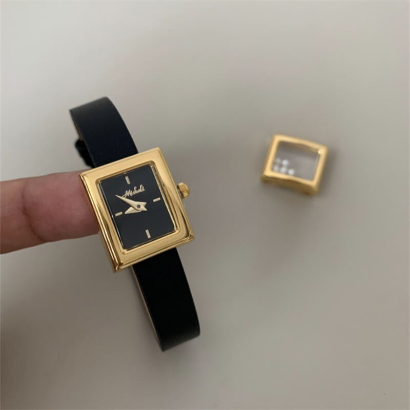 Chic Style Black-Gold Rectangle Flowy Pearl Women’s Watch