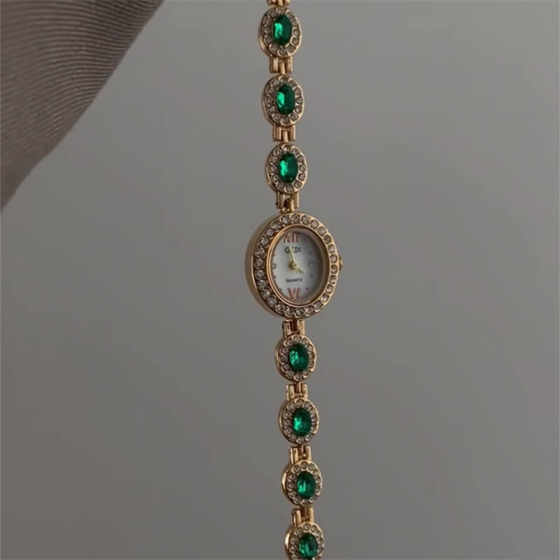 Vintage Style Green Zircon Bracelet Watch