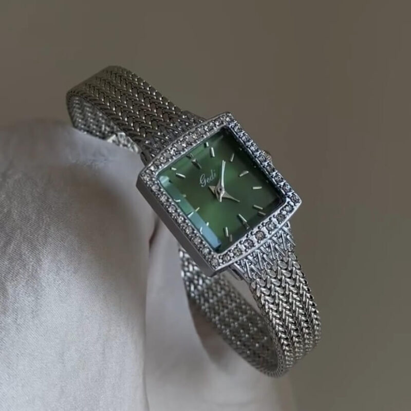 Chic Emerald Green Color Face Bracelet Watch