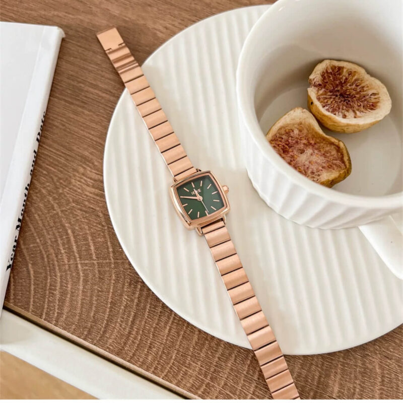 Vintage Style Square Face Golden Bracelet Ladies Watch