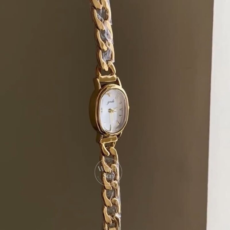 Chic White Oval Face Bracelet Watch for Women