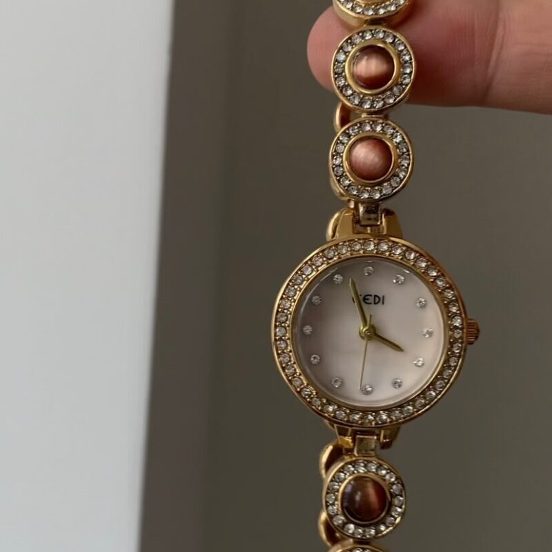 Vintage Style Cats Eye Stone Bracelet Watch