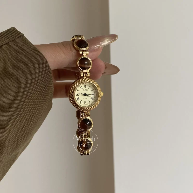 Vintage Round Face Natural Turquoise ＆ Malachite Bracelet Watch