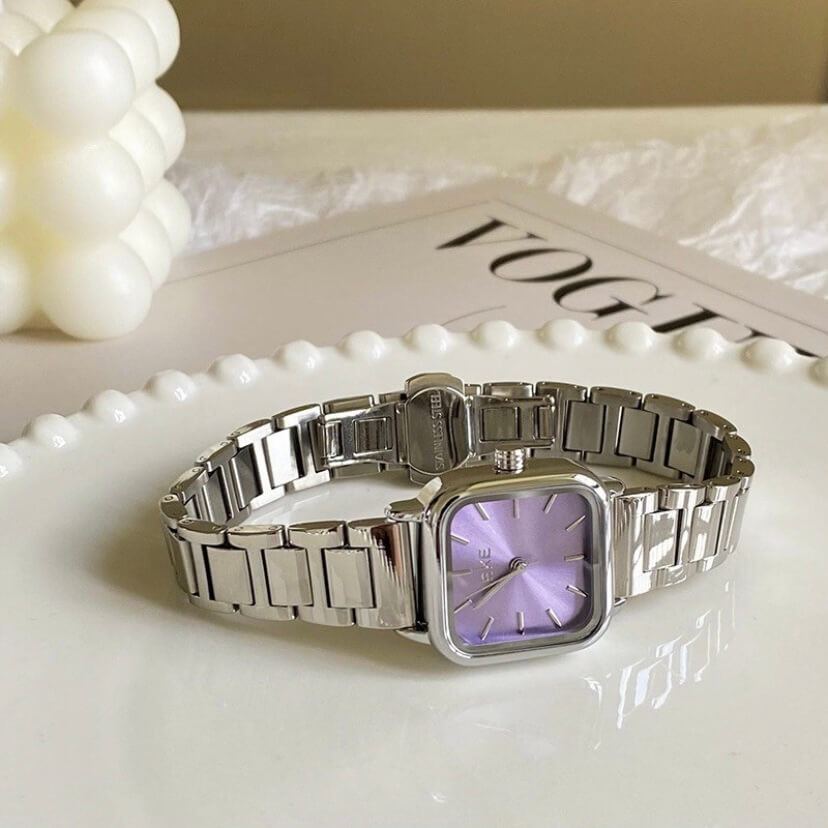 square watch