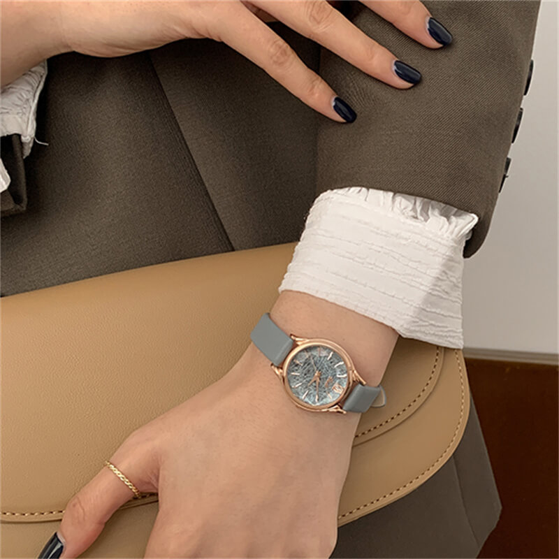 Vintage Style Brown/Blue Round Ladies Watch
