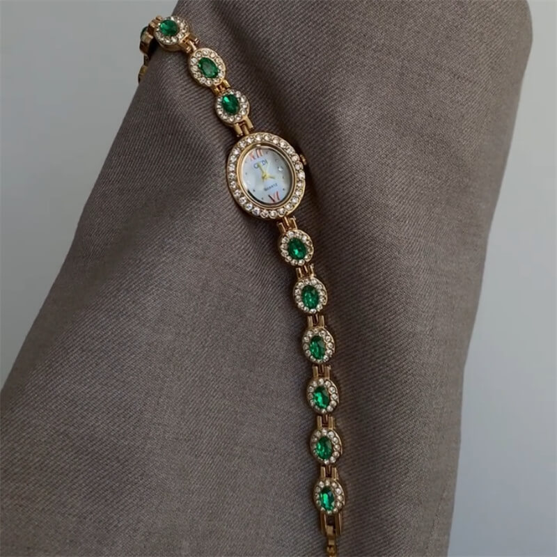Vintage Style Green Zircon Bracelet Watch