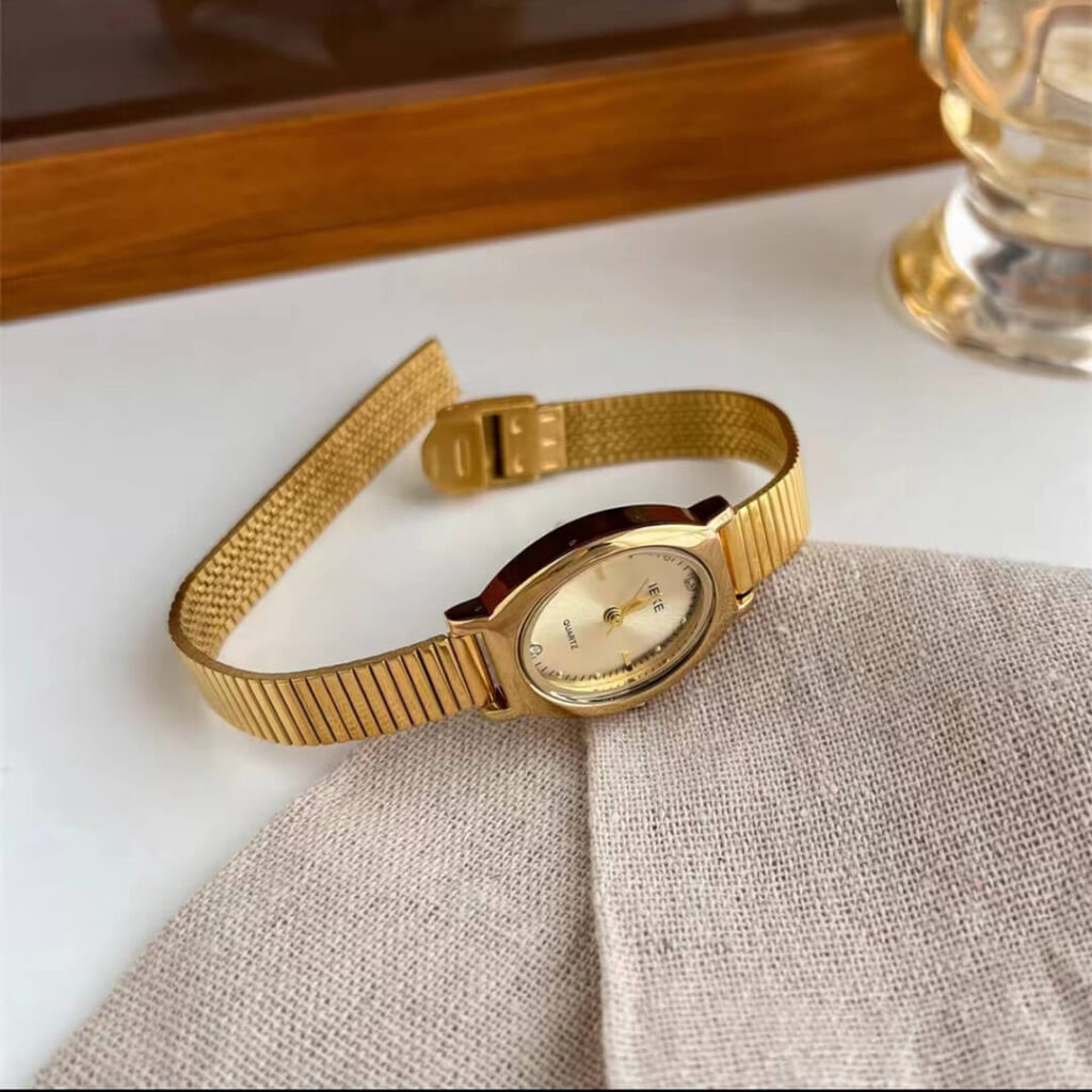 Vintage Style Rose Gold Oval Bracelet Ladies Watch - WatchwithSun ...