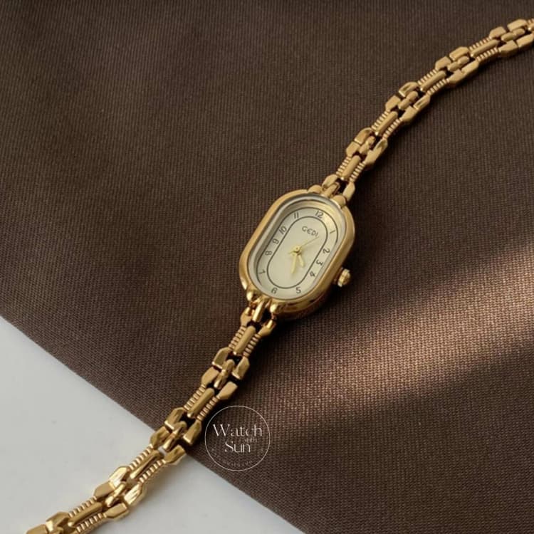 Chic Gold Beige Oval Face Bracelet Women’s Watch