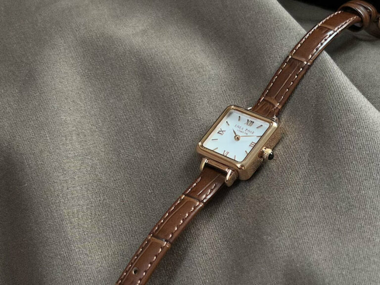 Elegant leather belt square ladies watch