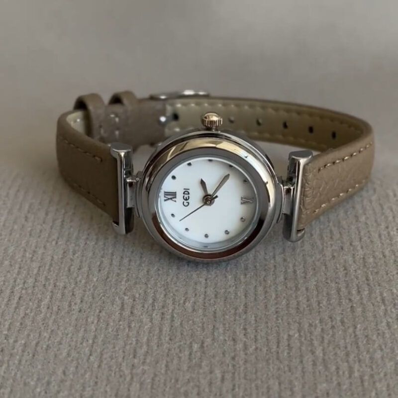Chic Style Small Round Genuine Leather Watch