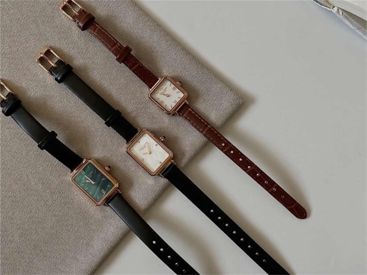 women's vintage style watch