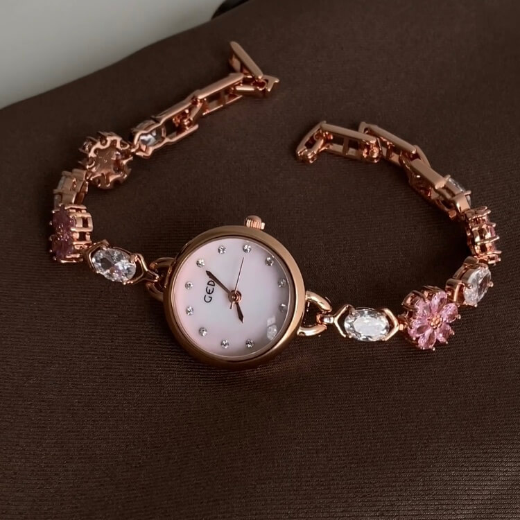 Dainty Gold Round Stainless Steel Bracelet Ladies Watch