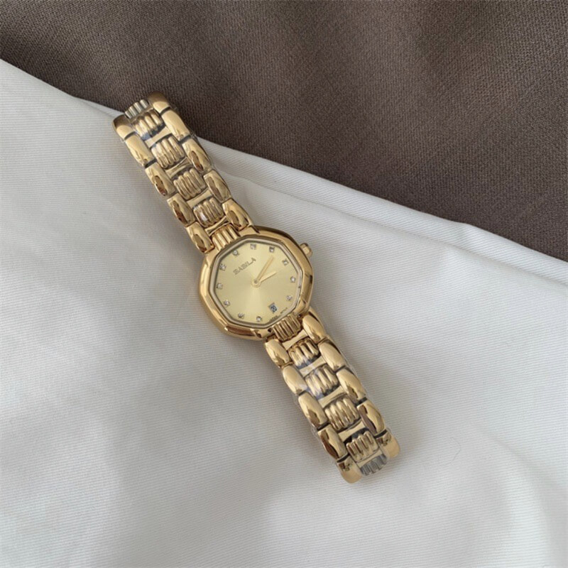 Diamond-Shaped Gold Bracelet Watch