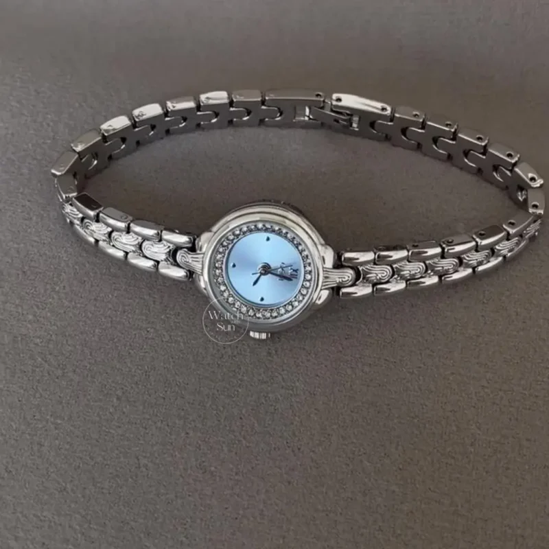 Dainty Silver Metal Watch for Women Blue/Silver Round Dial Petite Vintage Female Watch