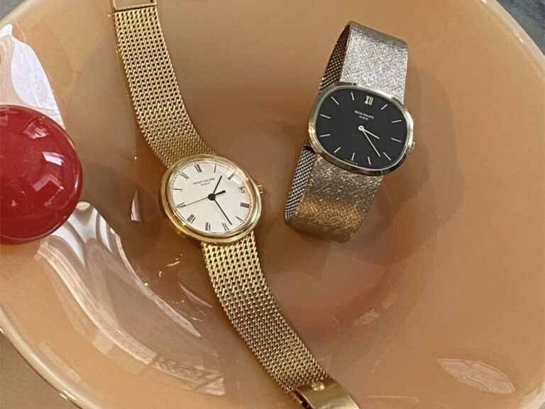 Stainless steel round dial ladies watch wearing picture