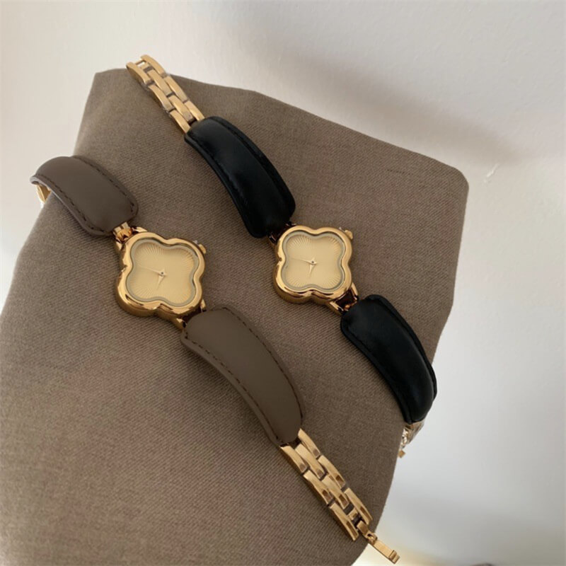 Chic Brown/Black Four Leaf Clover Leather Wristwatch