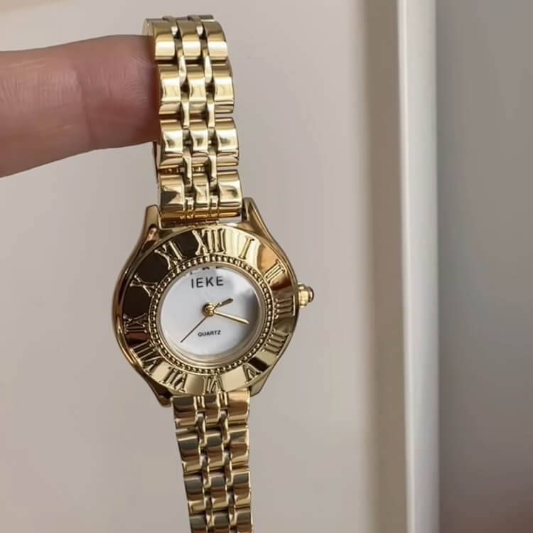 Vintage Style Gold Round Stainless Steel Wristwatch