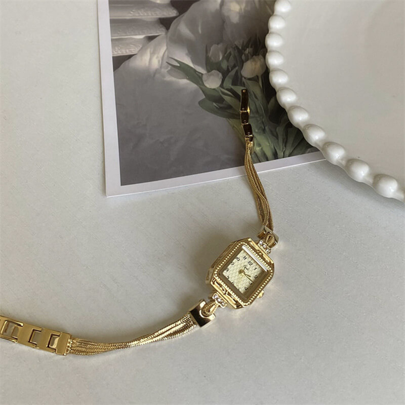 Vintage Gold Small Square Chain Watch