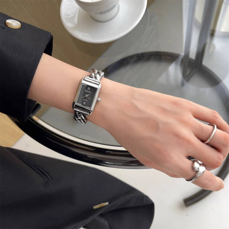 Minimalist Silver-Blue/Pink/White/Black Square Wristwatch
