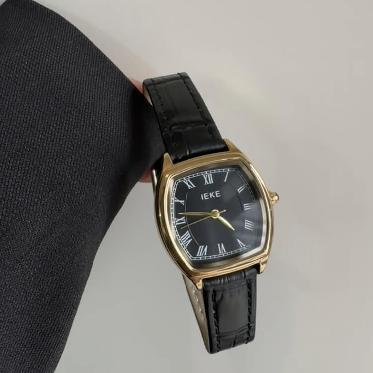 Classic Black/white barrel-shaped Genuine Leather Watch