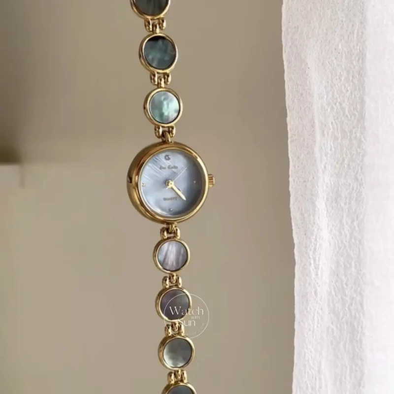 Chic Gold-Blue Mother of Pearl Bracelet Watch