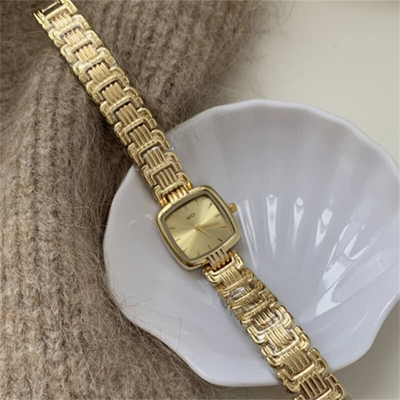 Vintage Style Gold/Silver Square Women’s Bracelet Watch