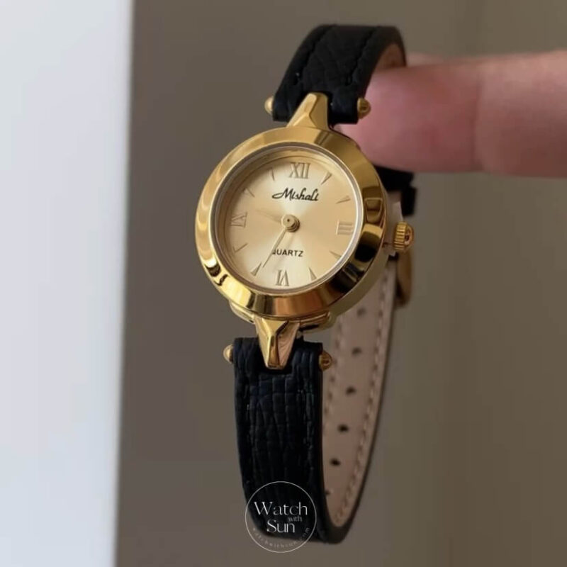 Chic Gold Face Black Leather Band Ladies Watch