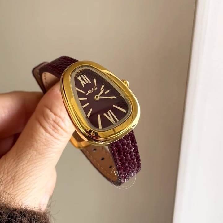 Vintage Style Red Snake Head Shape Leather Watch