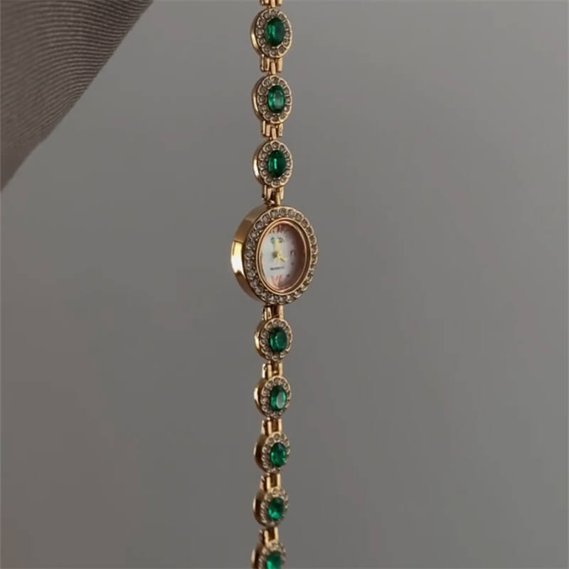 Vintage Style Green Zircon Bracelet Watch