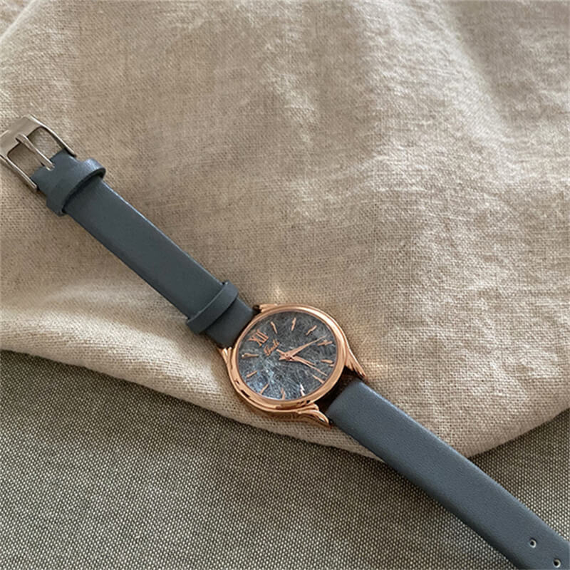 Vintage Style Brown/Blue Round Ladies Watch