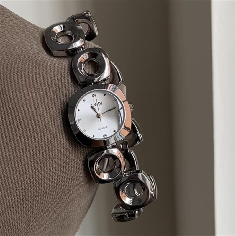 Chic Style Round Face Silver/Brown Chain Wristwatch