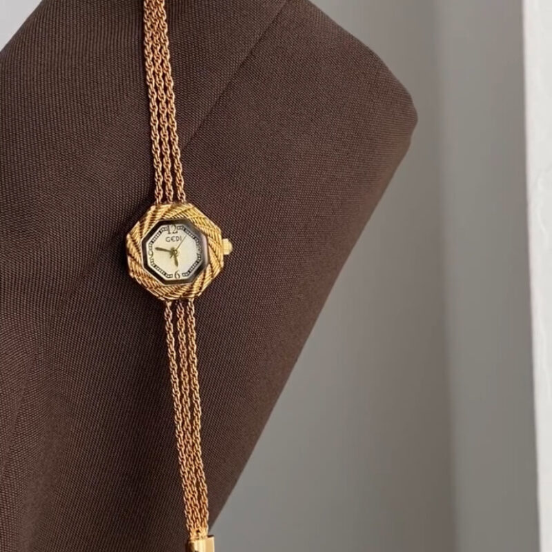 Chic Style Gold Small Round Face Women's Watch