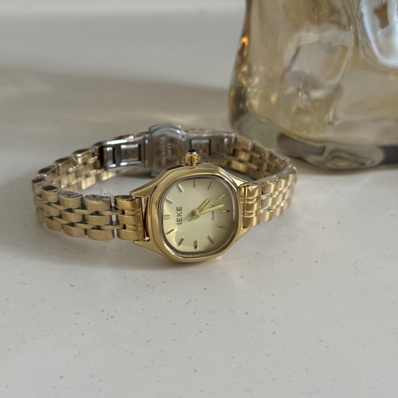 Classic Style Gold/Silver Square Face Watch for Women