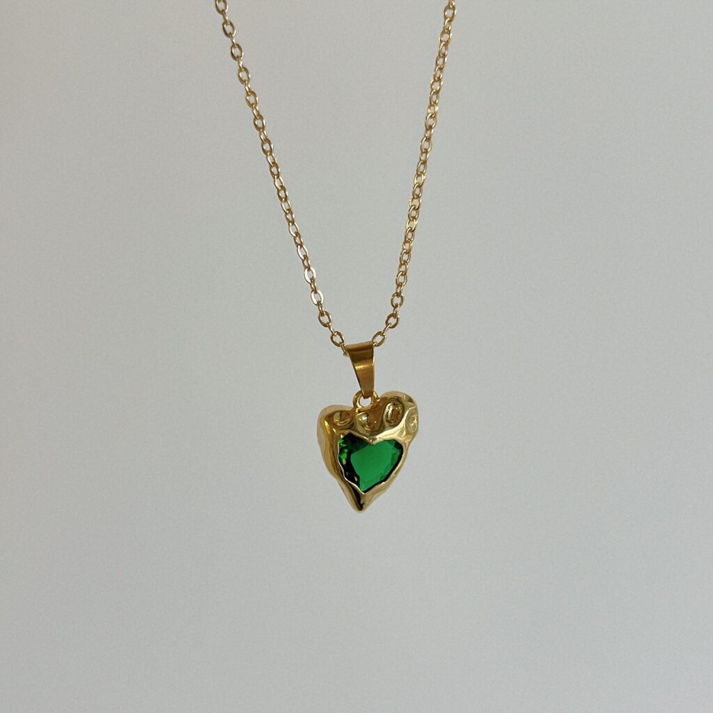 green zircon necklace as a giveaway