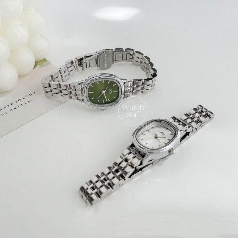 Women's Oval Dial Stainless Steel Bracelet Watch
