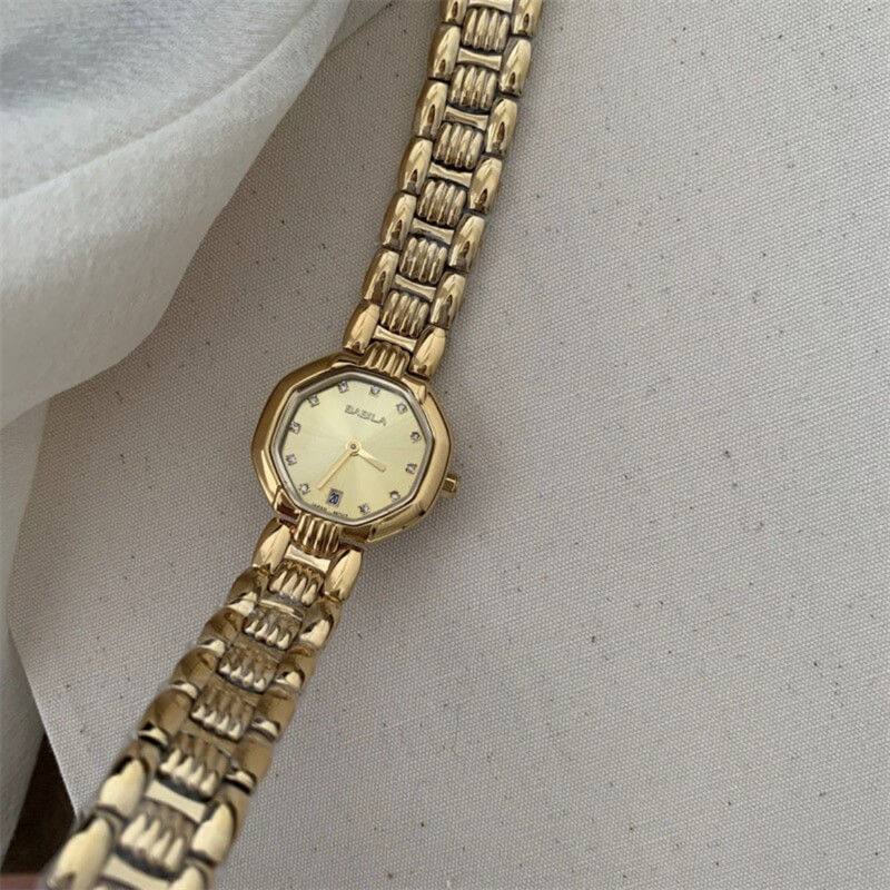 Diamond-Shaped Gold Bracelet Watch