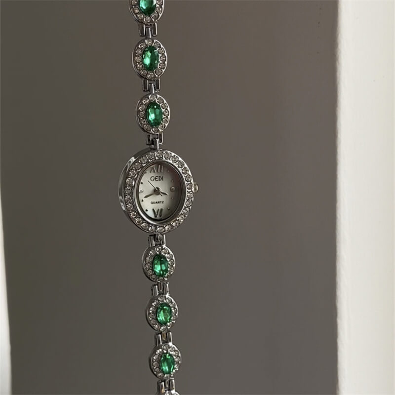 Vintage Style Green Zircon Gold Bracelet Watch