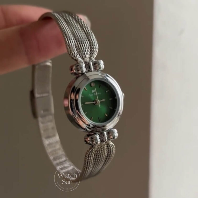 Chic Style Round Green Face Stainless steel Watch