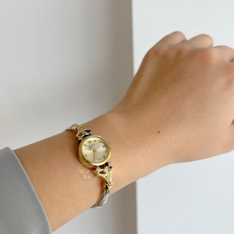 Chic Style Gold Round Stainless Steel Chain Watch for Women