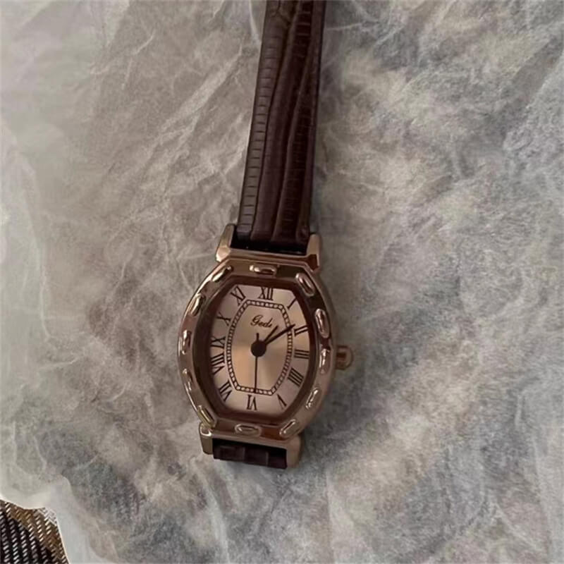 Vintage Style Tonneau Face Watch