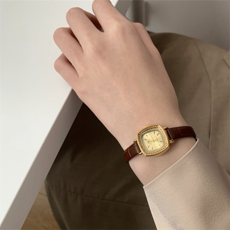 Vintage Style Brown Square Women’s Leather Watch