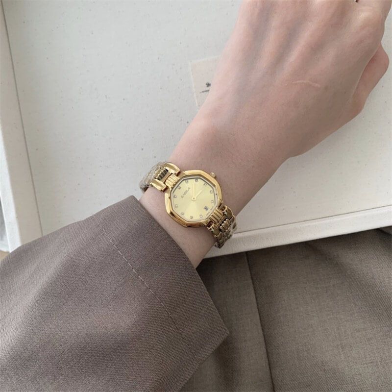 Diamond-Shaped Gold Bracelet Watch