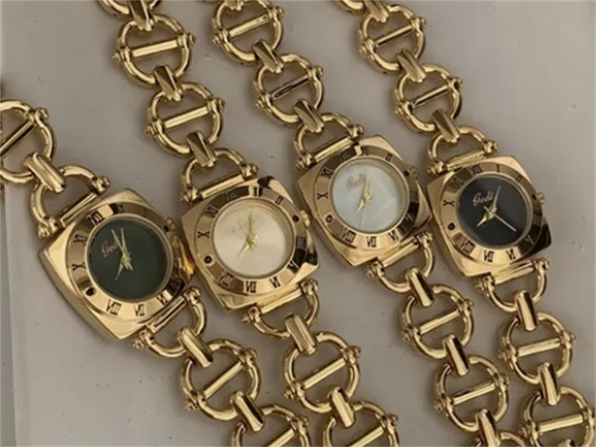 women's vintage style watch