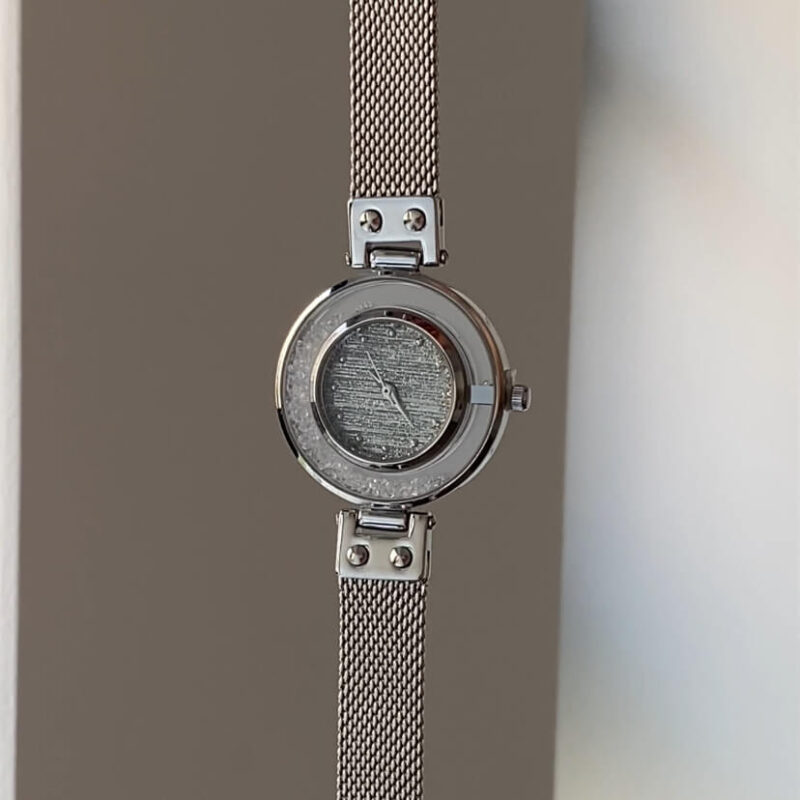 Chic Gold/Silver Round Face Watch for Women