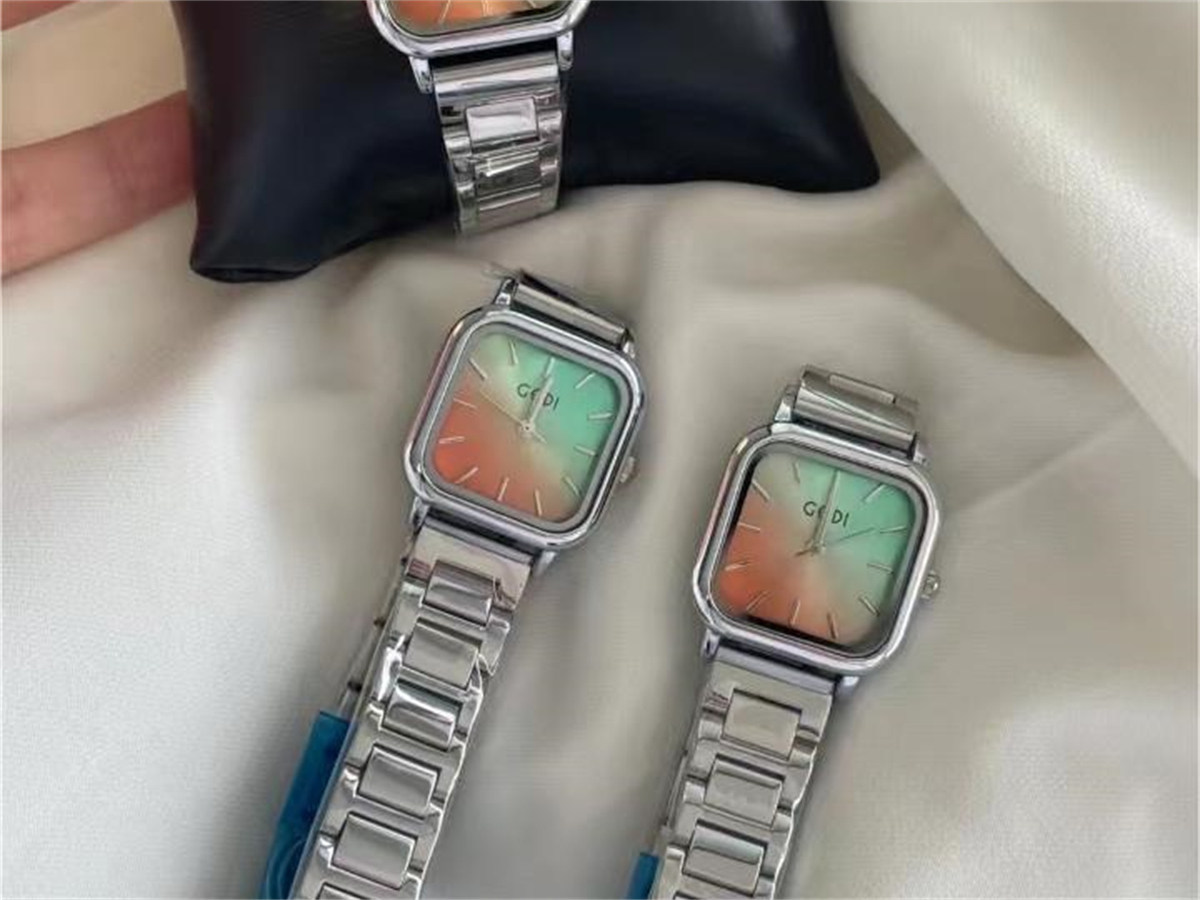 women's vintage style watch