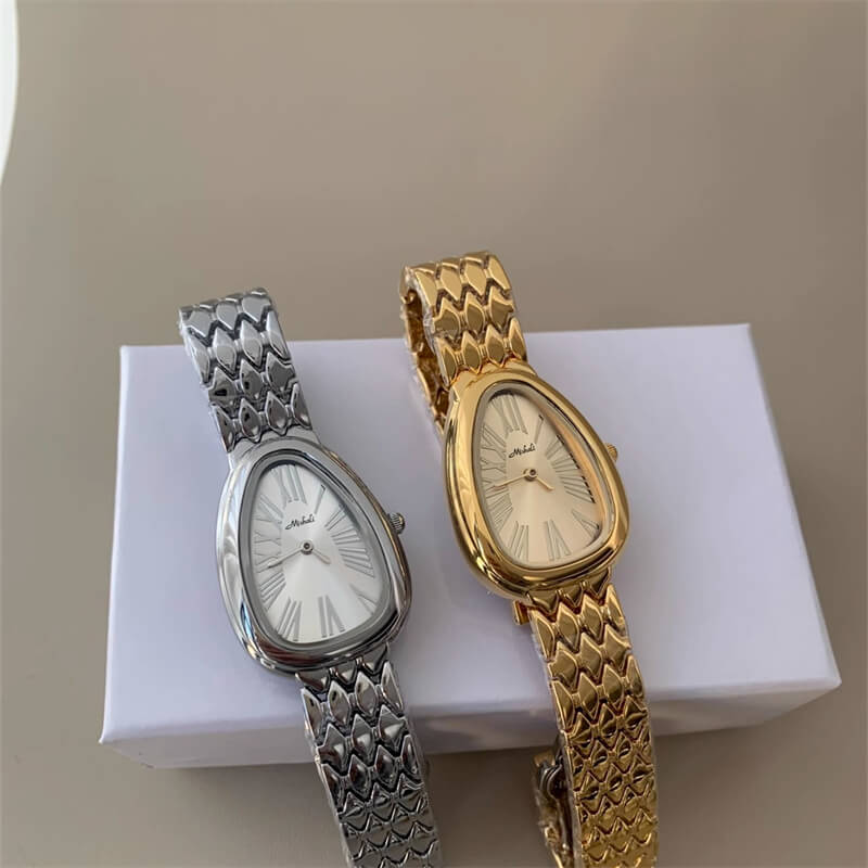 Classic Gold/Silver Snake Head Shape Bracelet Watch
