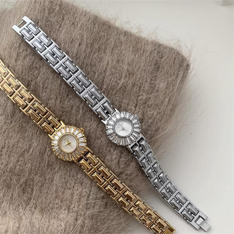 Dainty Gold/Silver Sparkling Flower-Shaped Bracelet Watch