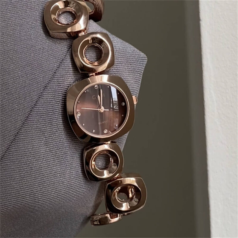 Chic Style Round Face Silver/Brown Chain Wristwatch