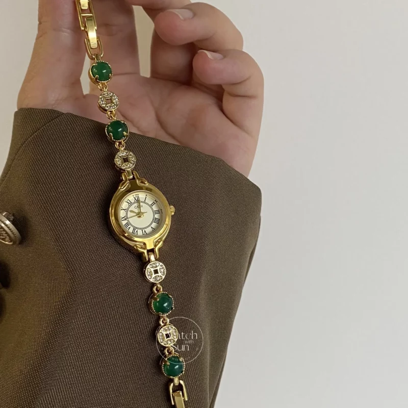 Vintage Gold Oval Small Face Bracelet Watch for Women